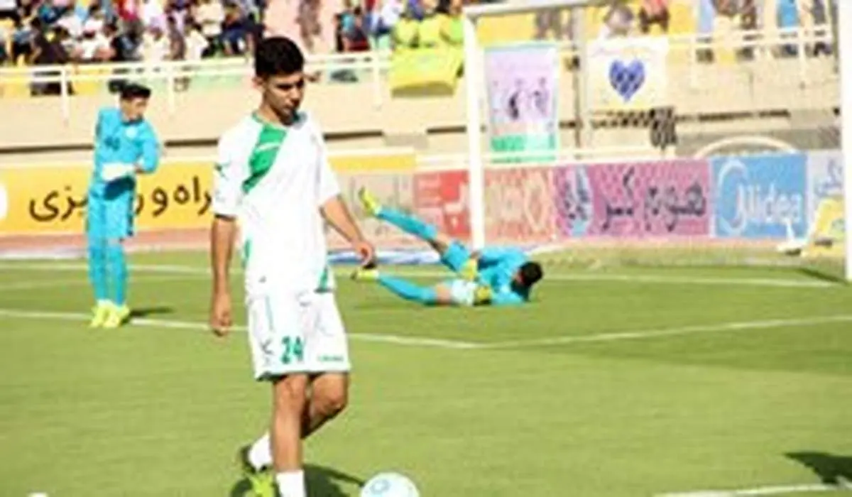 پرسپوليس با بازيكن در آستانه محروميت قرارداد امضا می كند؟