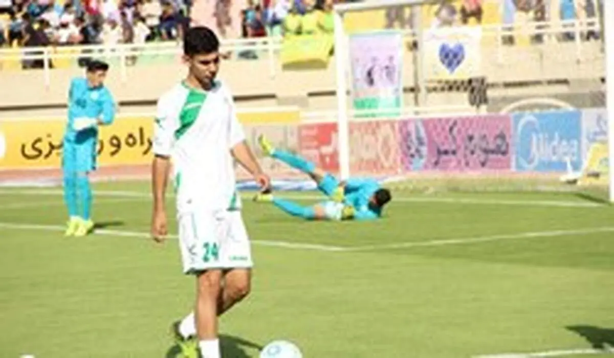 پرسپوليس با بازيكن در آستانه محروميت قرارداد امضا می كند؟