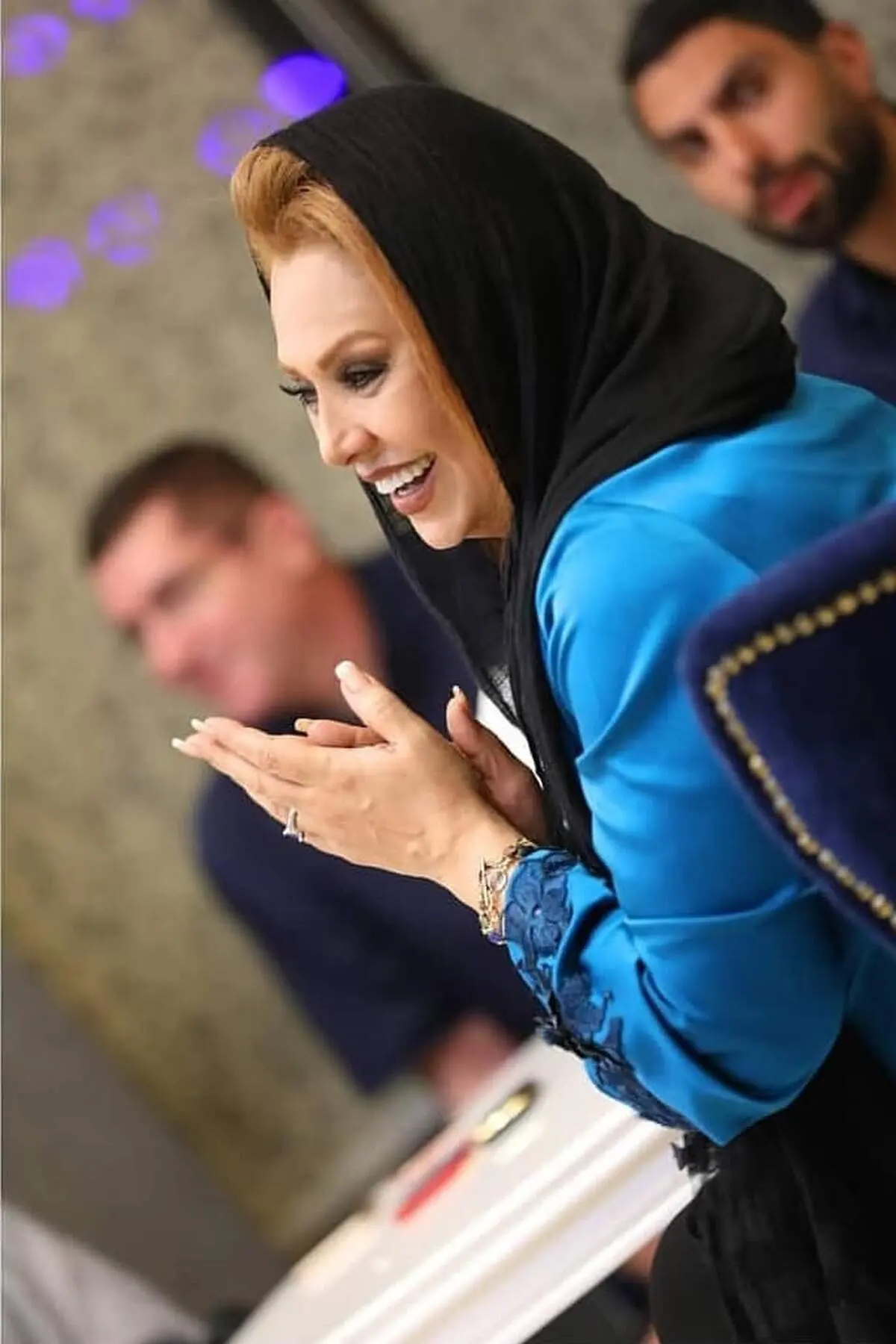 نسرین مقانلو غرق شادی و خنده