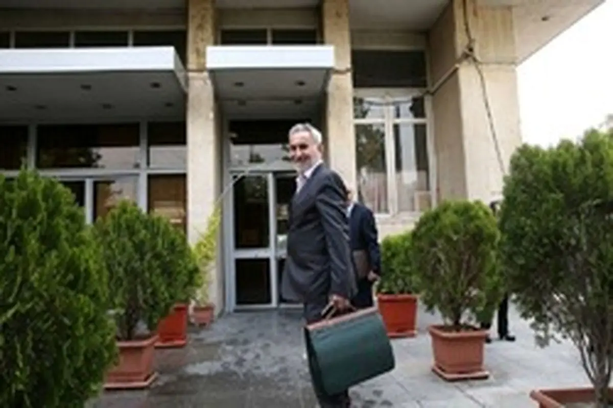 وکیل محمدرضا خاتمی: تقاضای تجدیدنظر می‌کنیم