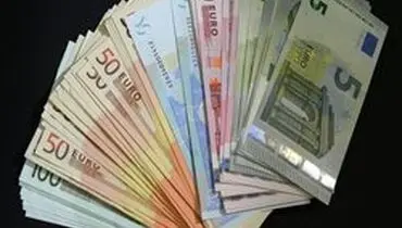 نرخ رسمی دلار ثابت ماند