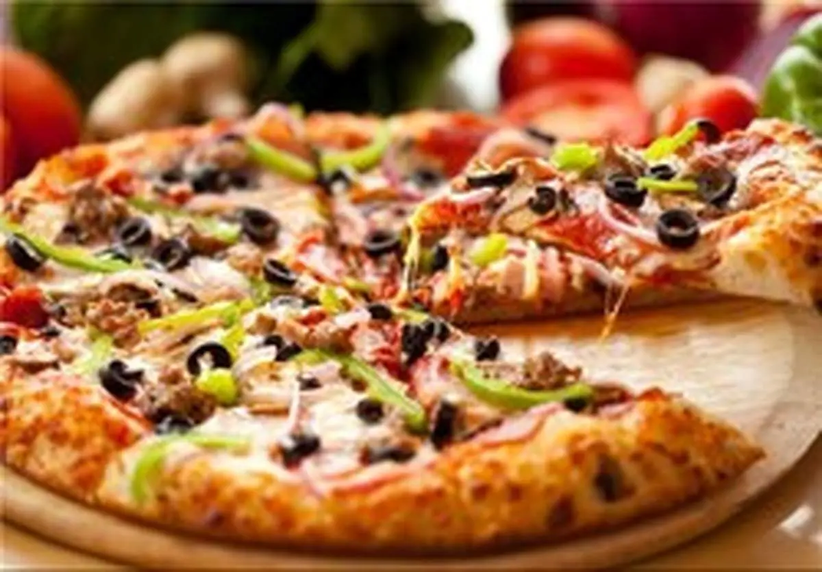 چگونه پیتزای سنتی درست کنیم؟