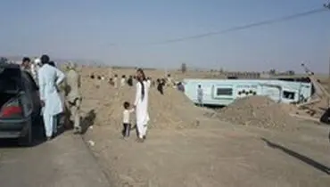 ۱۹ مصدوم بر اثر واژگونی اتوبوس در محور زاهدان