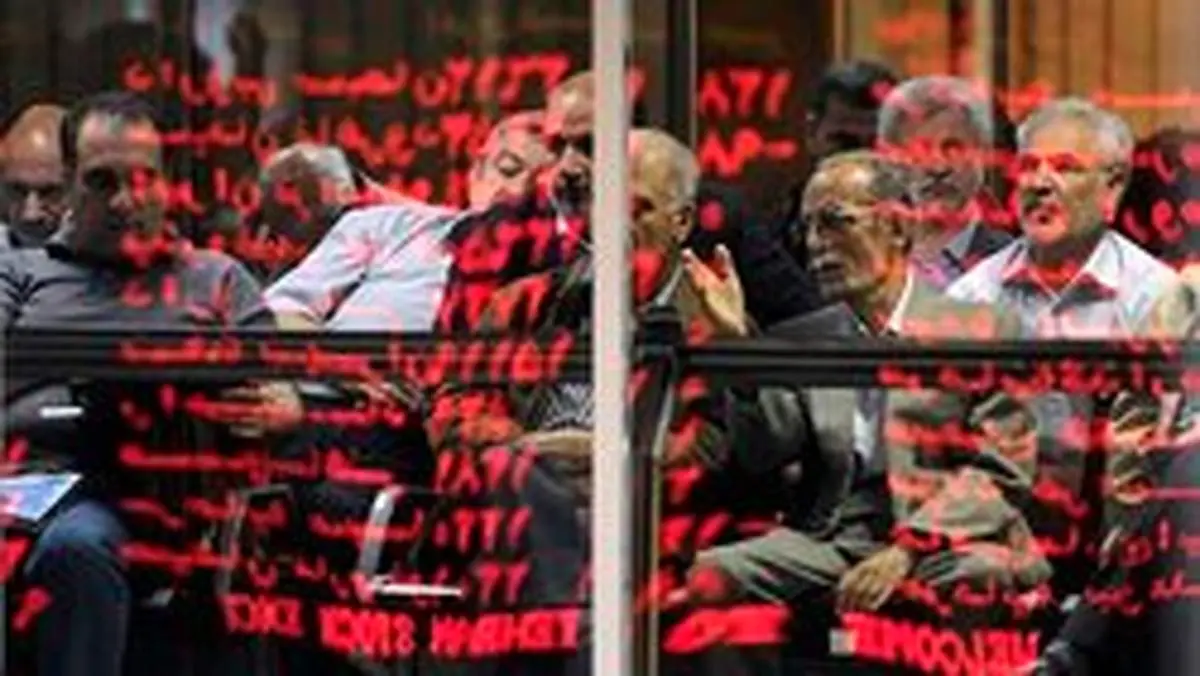 بازار سهام تحت تاثیر افت قیمت ارز قرار گرفت