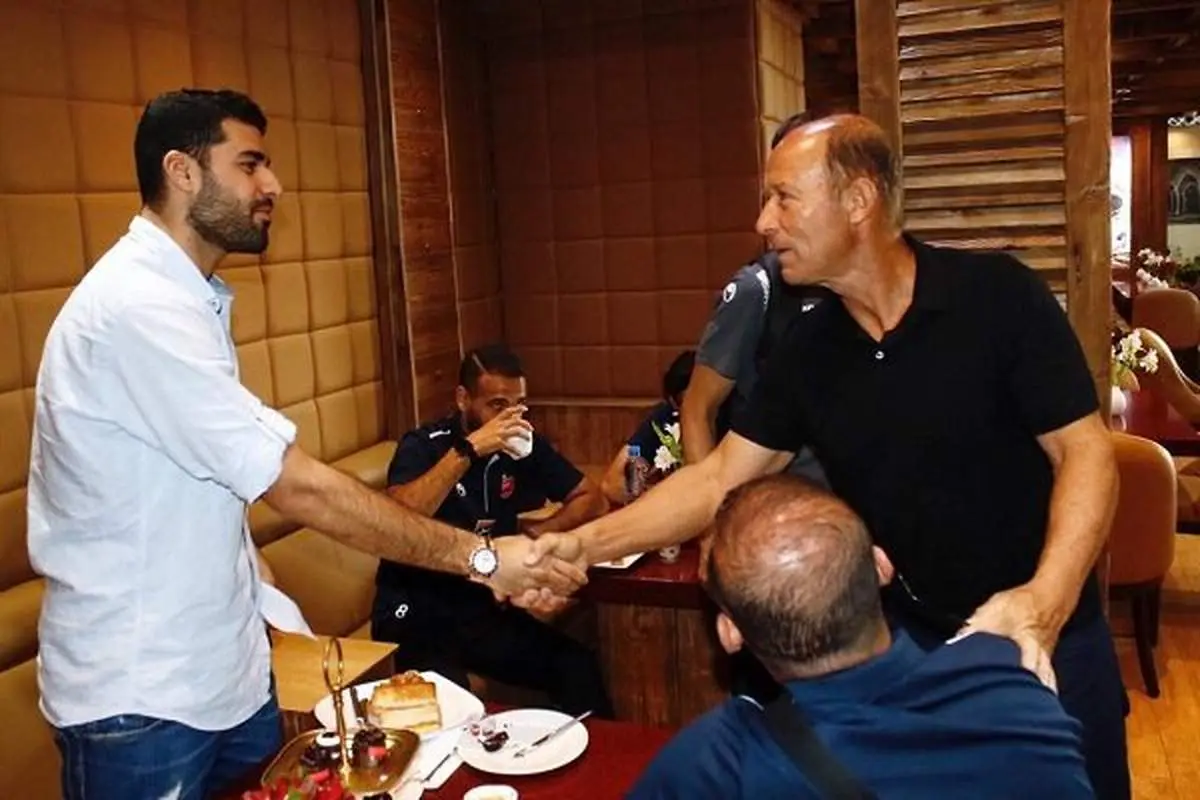 طارمی به پرسپولیس بیاید تا وفاداریاش را نشان دهد!