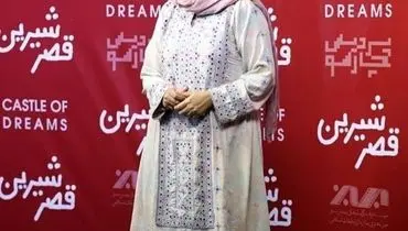 ستاره اسکندری در لباس سنتی سیستان و بلوچستان