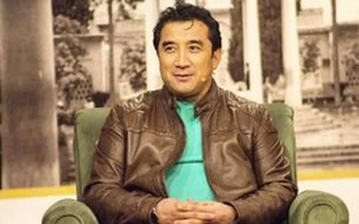 خداداد: پروین سرم منت گذاشت و به ستاره‌ساز آمد