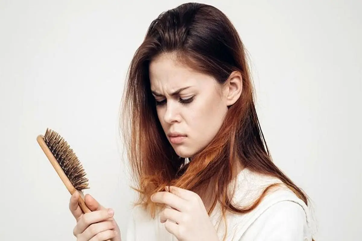 ریزش موی شما ممکن است به ۶ دلیل پزشکی باشد