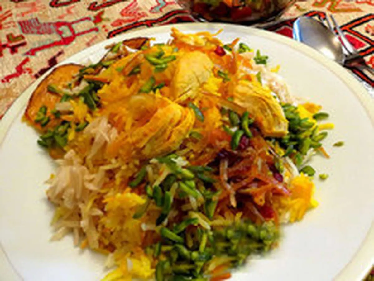 شیرین پلو با مرغ؛ غذای مجالس شادی