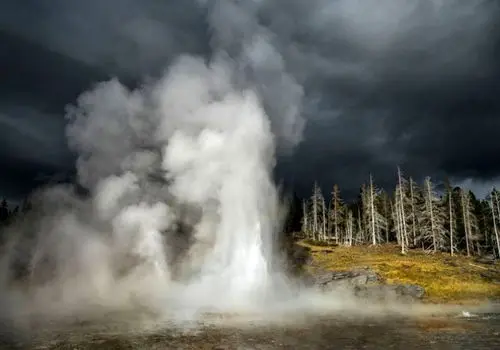 معرفی ۶ چشمه آب گرم ایران که خواص درمانی  + عکس
