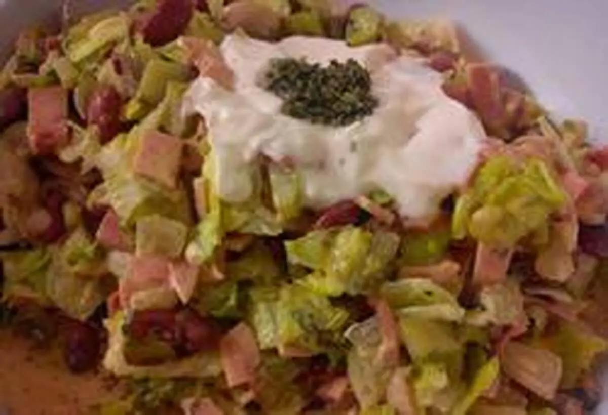 دستور تهیه سالادی خوشمزه با لوبیا قرمز