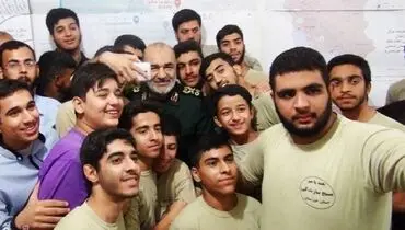 سلفی جهادگران با فرمانده کل سپاه +عکس