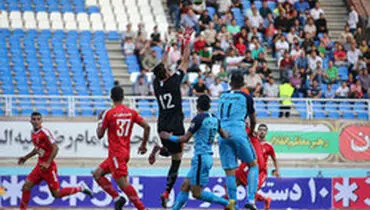 تساوی پیکان و پدیده در دیداری دوستانه