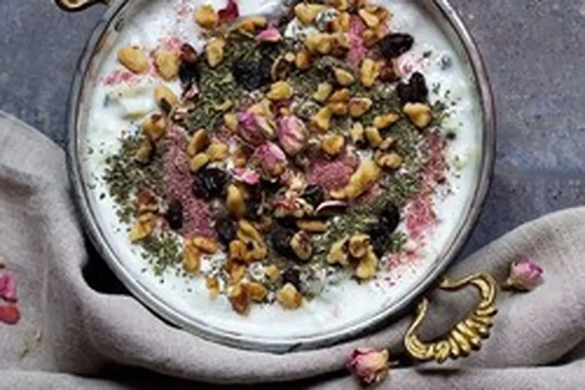دیپ ماست و خیار برای یک پیش غذای سرد و خنک ایرانی