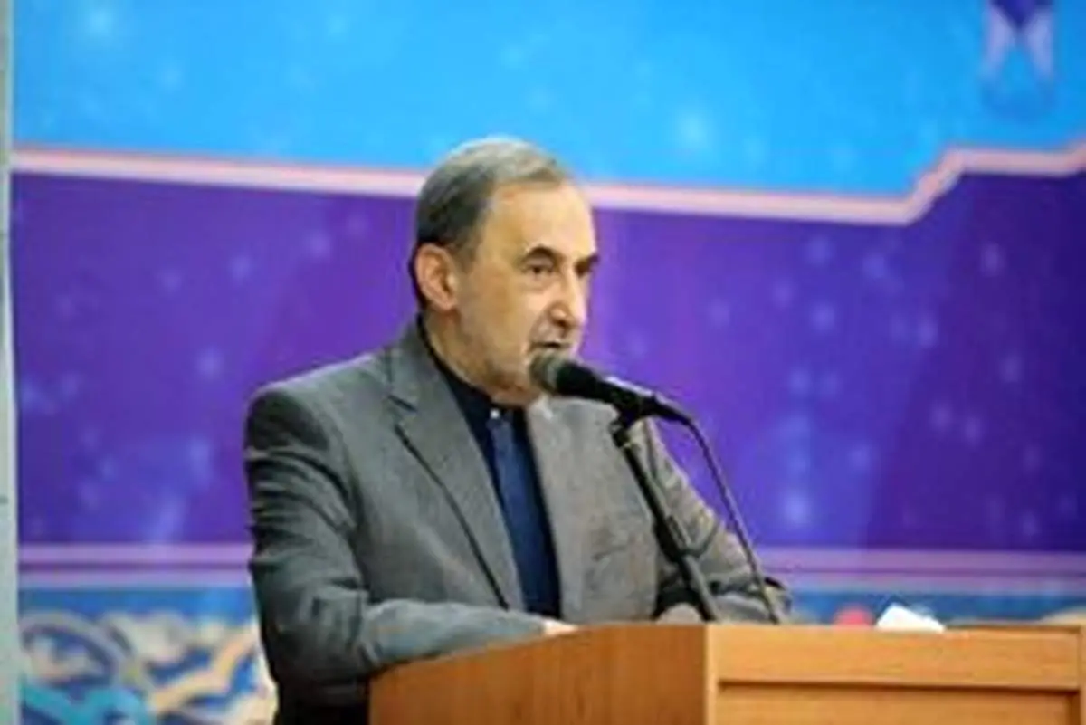 ولایتی: عراق افتخار جهان عرب و جهان اسلام است