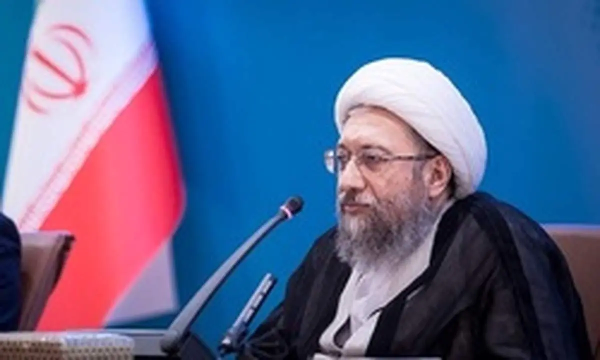 آملی لاریجانی به تحریم ظریف واکنش نشان داد