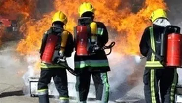 آتش‌سوزی در بازار تهران/۳۰ نفر نجات یافتند