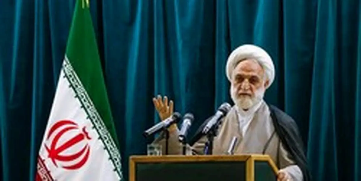 برخی با زیرپاگذشتن ارزش‌ها می‌خواهند جامعه را به قهقرا ببرند