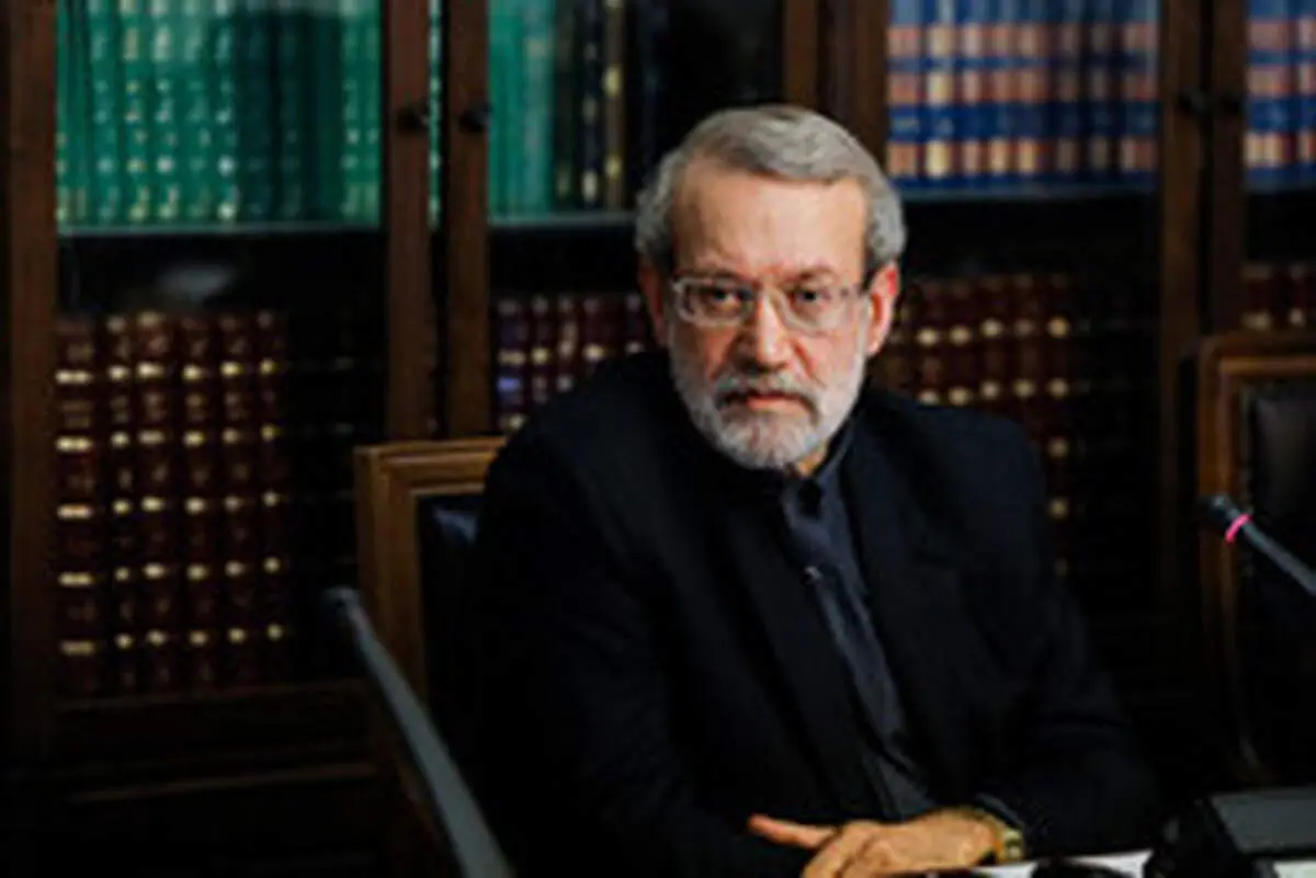لاریجانی خواستار اجرای کامل قانون ایثارگران شد