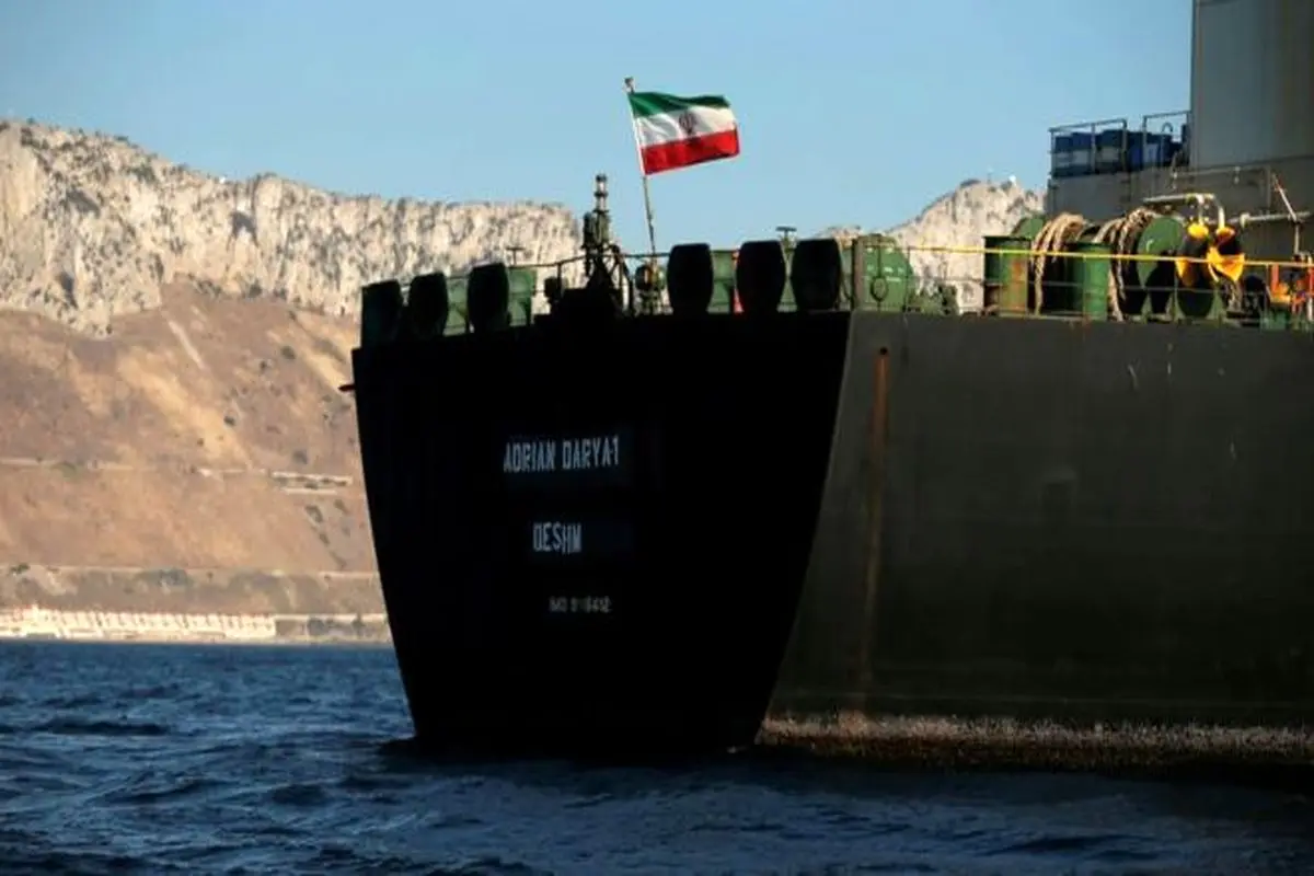 نفتکش گریس ۱ به مقصد جنوب یونان، جبل‌الطارق را ترک کرد