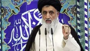 مسئولان دست از سادگی و وادادگی در برابر دشمن بردارند