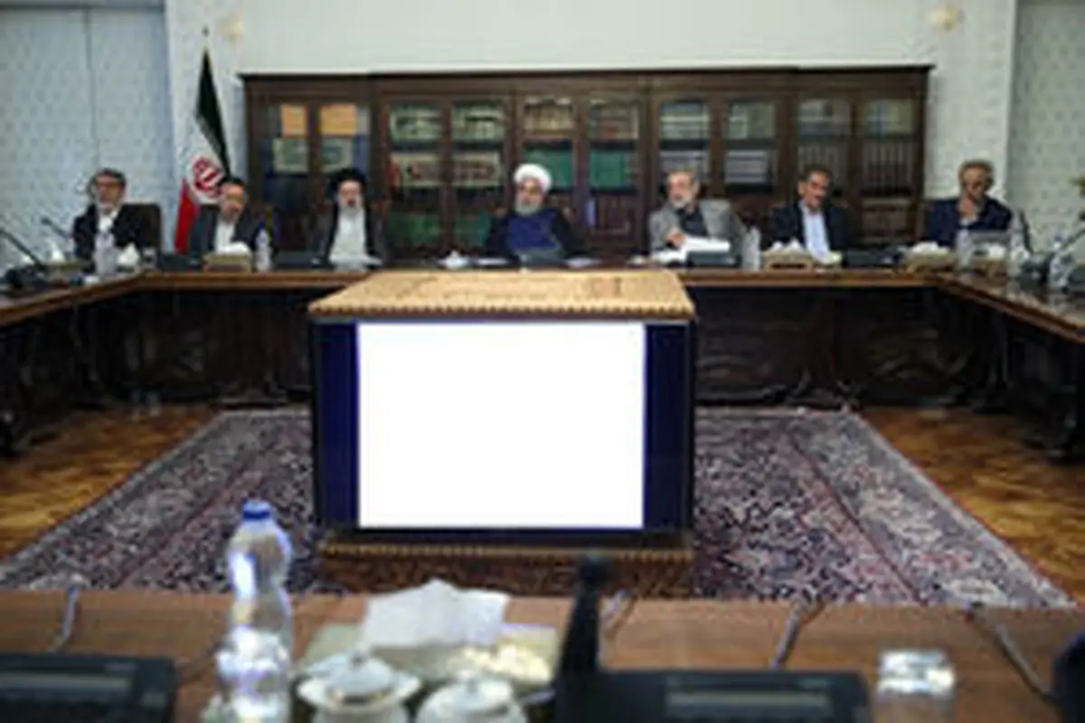 روحانی: حراست از زندگی مردم هدف اصلی سیاستگذاری‌ها باشد