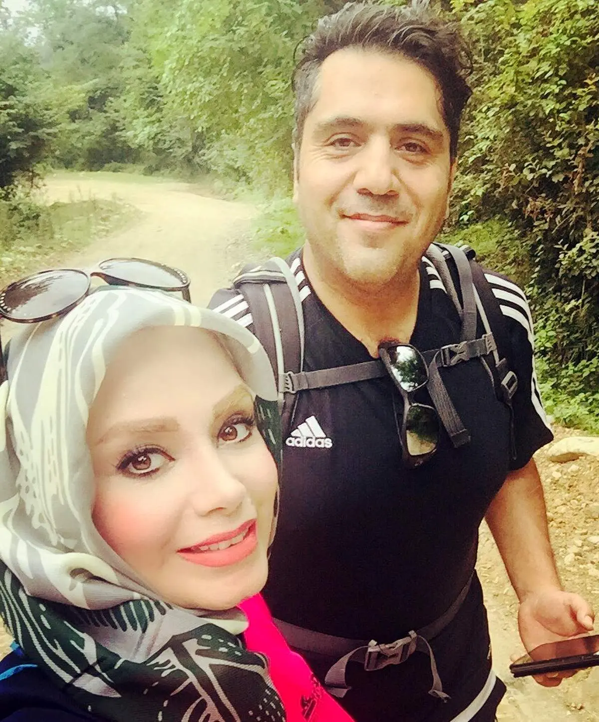 کوهنوردی صبا راد و همسر جان در شمال