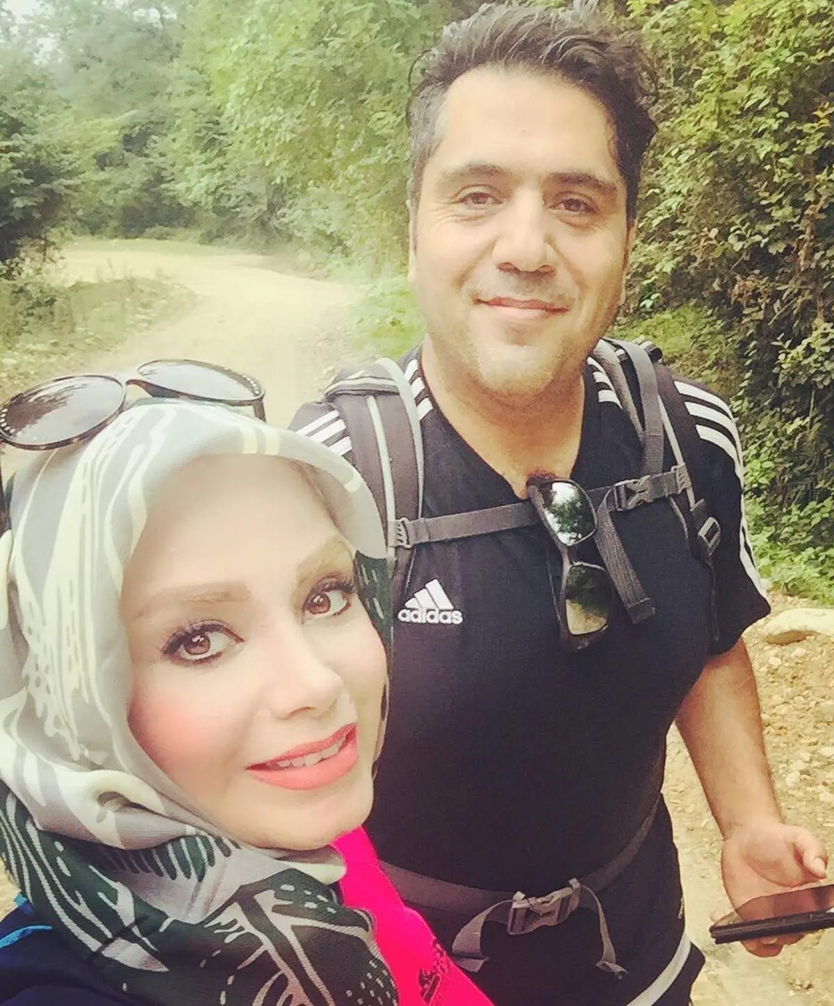 کوهنوردی صبا راد و همسر جان در شمال