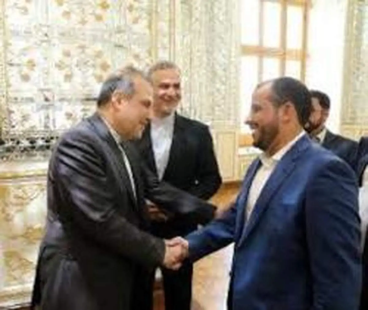 دیدار سخنگوی انصارالله یمن با دستیار ظریف