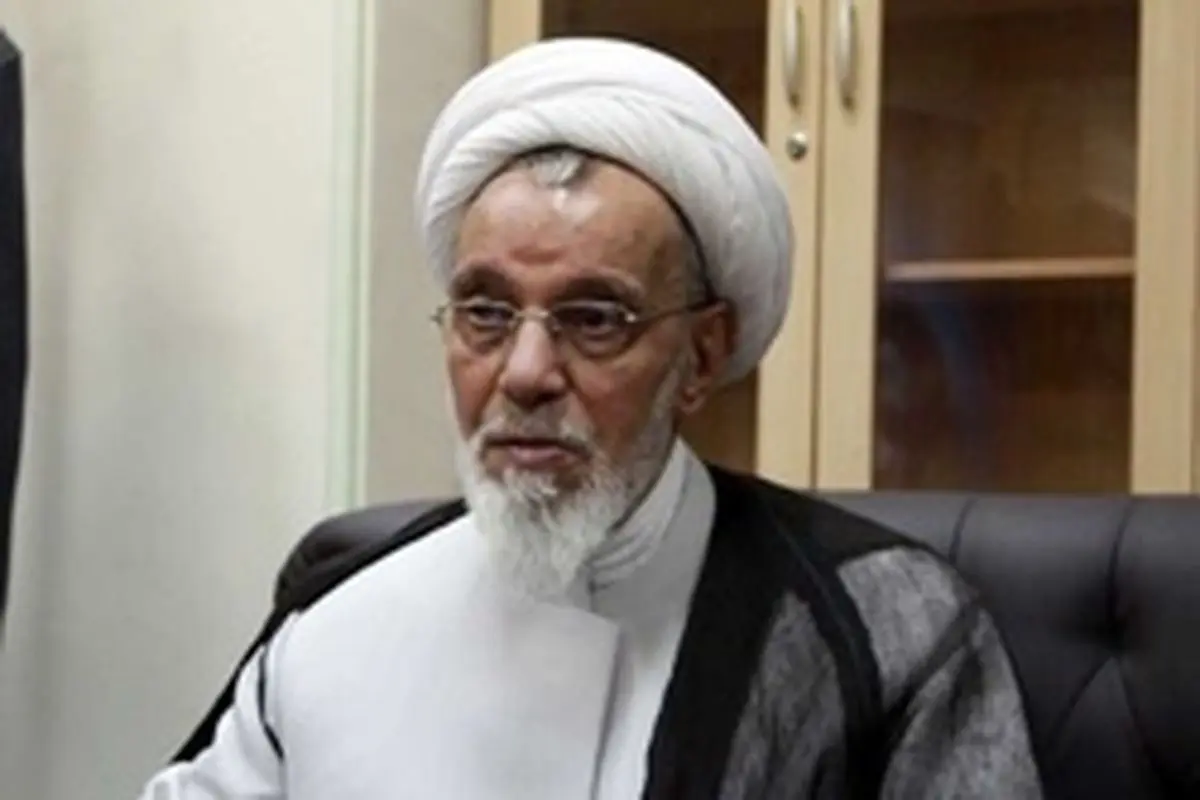 آیت الله هاشمزاده هریسی: دعوای یزدی و آملی دعوای روحانیت نیست