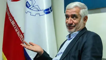 توقیف نفتکش به درخواست آمریکا بود/ ایران برنده فضای دیپلماسی شد