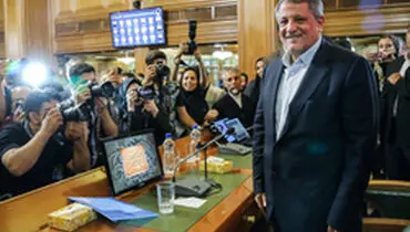 محسن هاشمی رییس شورای شهر تهران ماند
