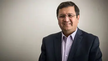 همتی: ثبات بازار ارز به معنای کاهش قیمت‌ها نیست/ تلاش‌ برای افزایش درآمد ناشی از صادرات نفت در حال گسترش است