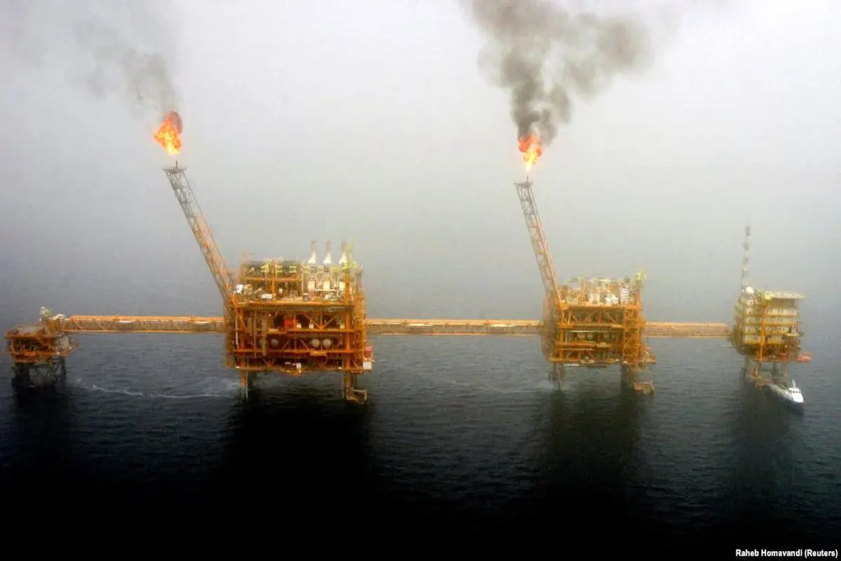 ادعای رویترز درباره اجازه ایران برای صدور ۷۰۰ هزار بشکه نفت!