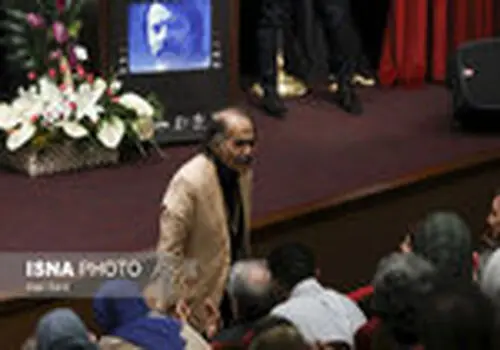 تصویری زیرخاکی از همسر داوود رشیدی زمانی که مجری برنامه کودک بود