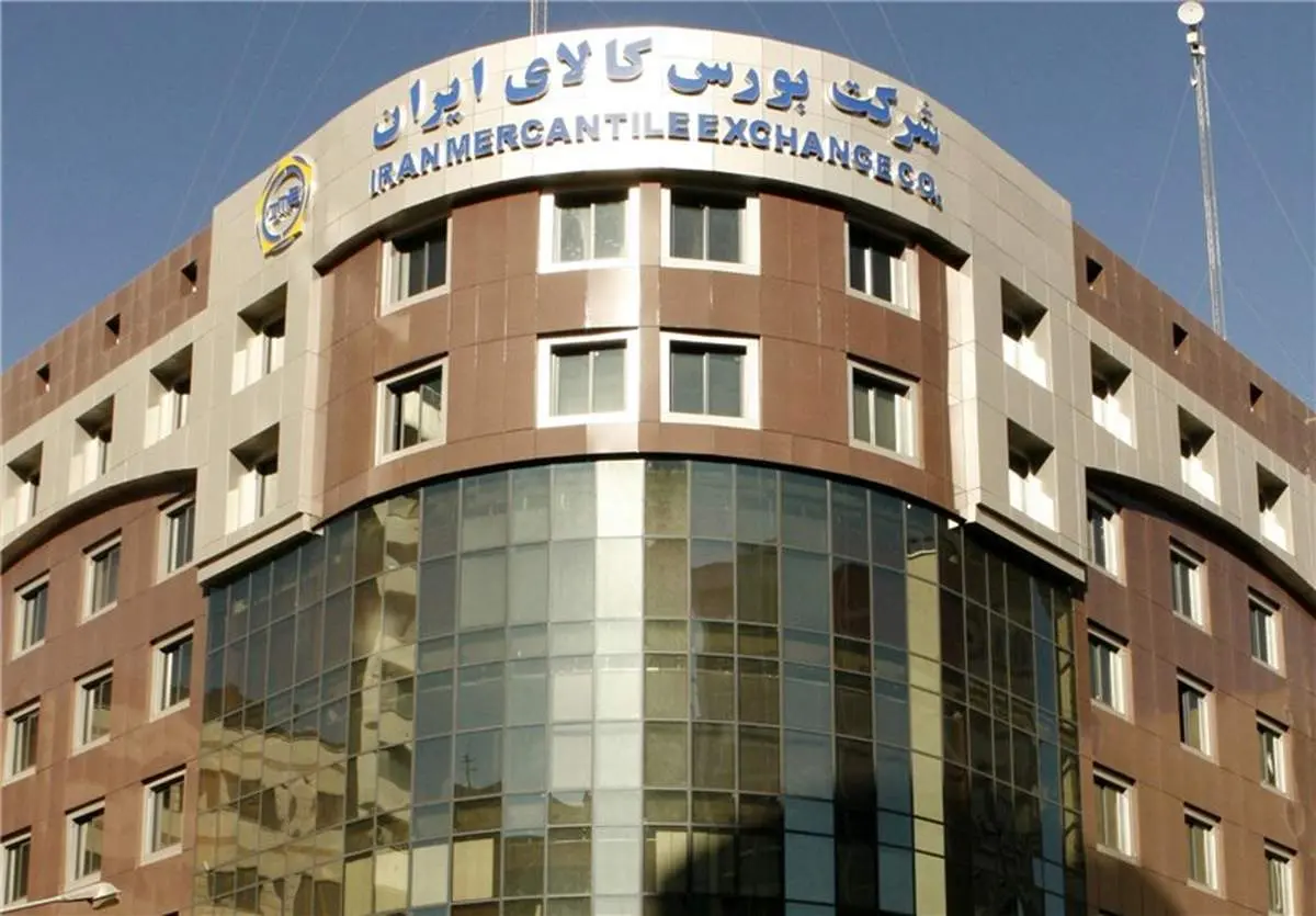 وزیر نفت: با عرضه محصولات پتروشیمی در بورس جلوی فساد گرفته شد
