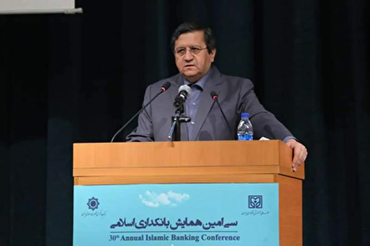 همتی: شاهد بازگشت ثبات به اقتصاد کشور هستیم