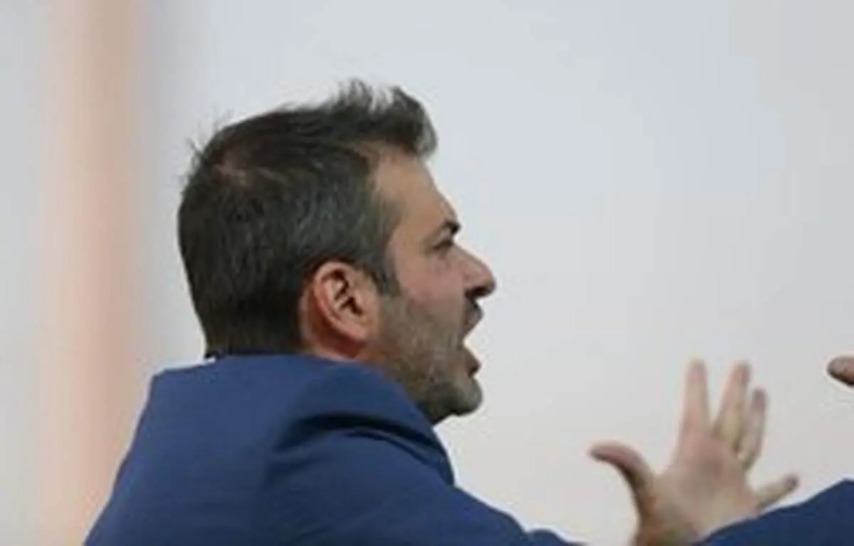 ماجرای ممنوع الخروجی استراماچونی و متوقف شدن در فرودگاه!