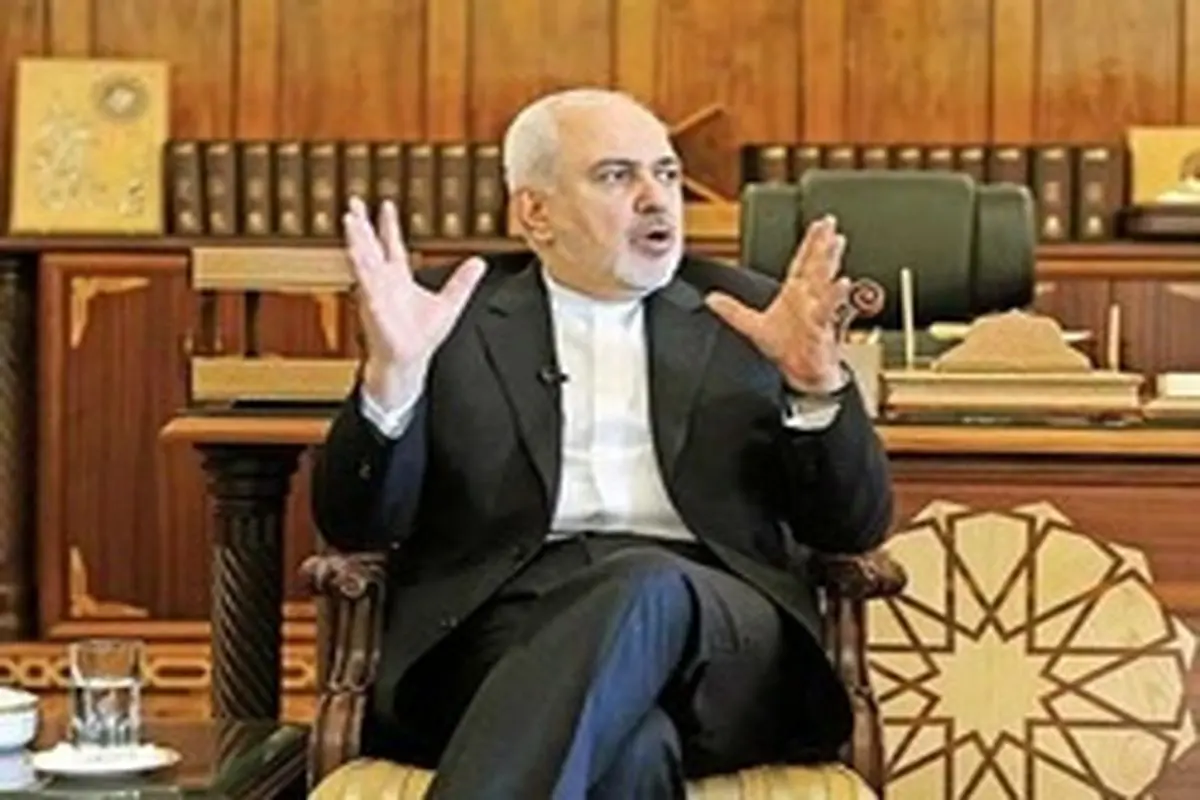 محمدجواد ظریف: انقلابیون زیرکولرنشین مقداری از انقلابیون واقعی یاد بگیرند