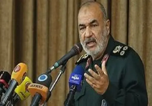 پیام مهم سردار سلامی به فرمانده کل ارتش