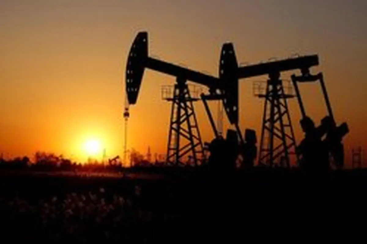 کاهش قیمت نفت جهانی درپی افزایش خطر رکود