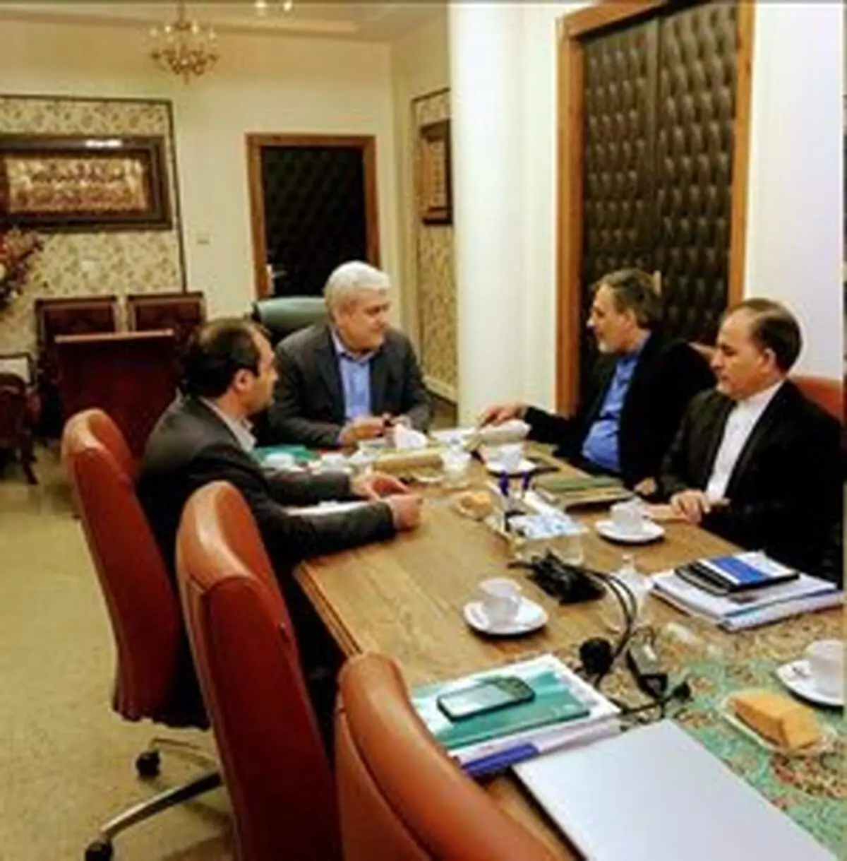 رایزنی جابری انصاری با ستاری درباره راهکارهای استفاده از ظرفیت نخبگان ایرانی مقیم خارج از کشور