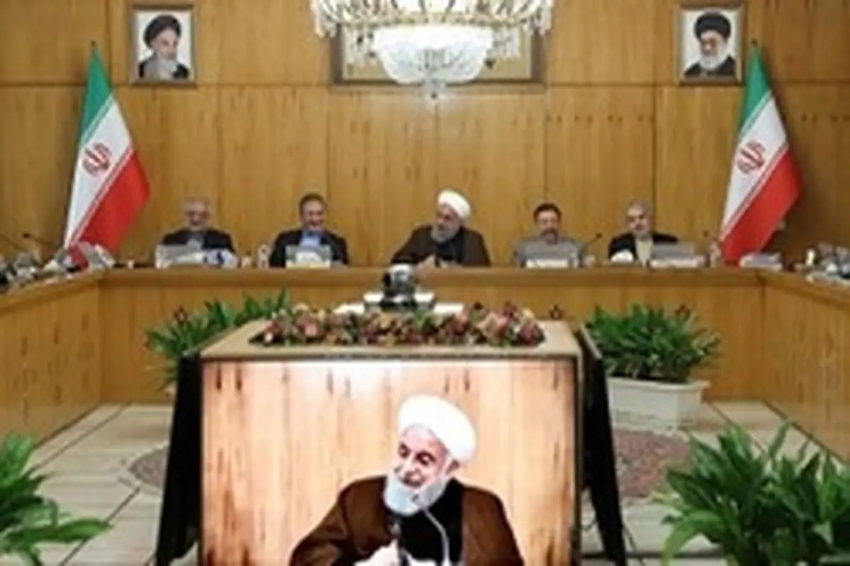 روحانی: از مطالبات به حق مردم آگاهیم و با تمام وجود به دنبال حل مشکلات هستیم/ دولت شنوای نقدهای دلسوزانه است