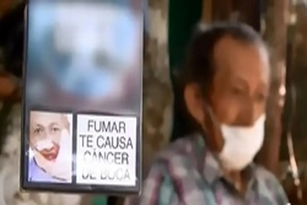 تصویر مرد مبتلا به سرطان روی پاکت سیگار بدون اطلاع او خبر ساز شد!