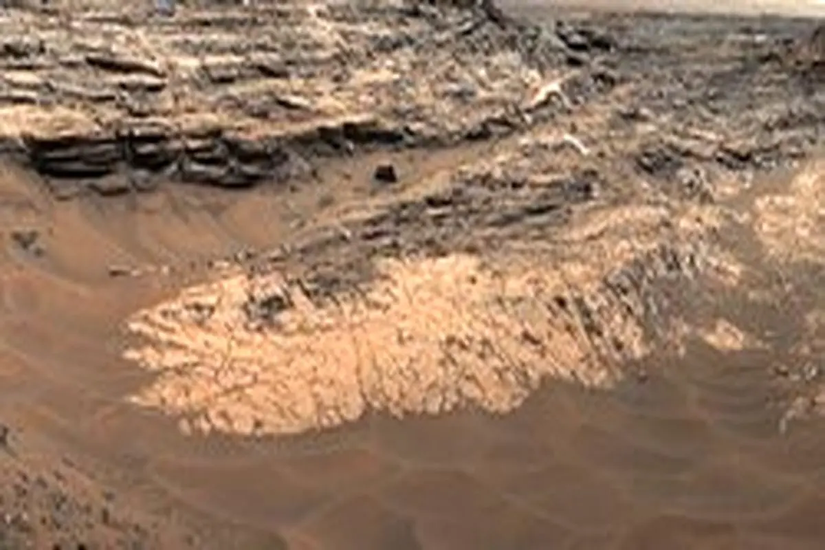 تصاویر حیرت‌انگیز ناسا از سقوط بهمن در مریخ