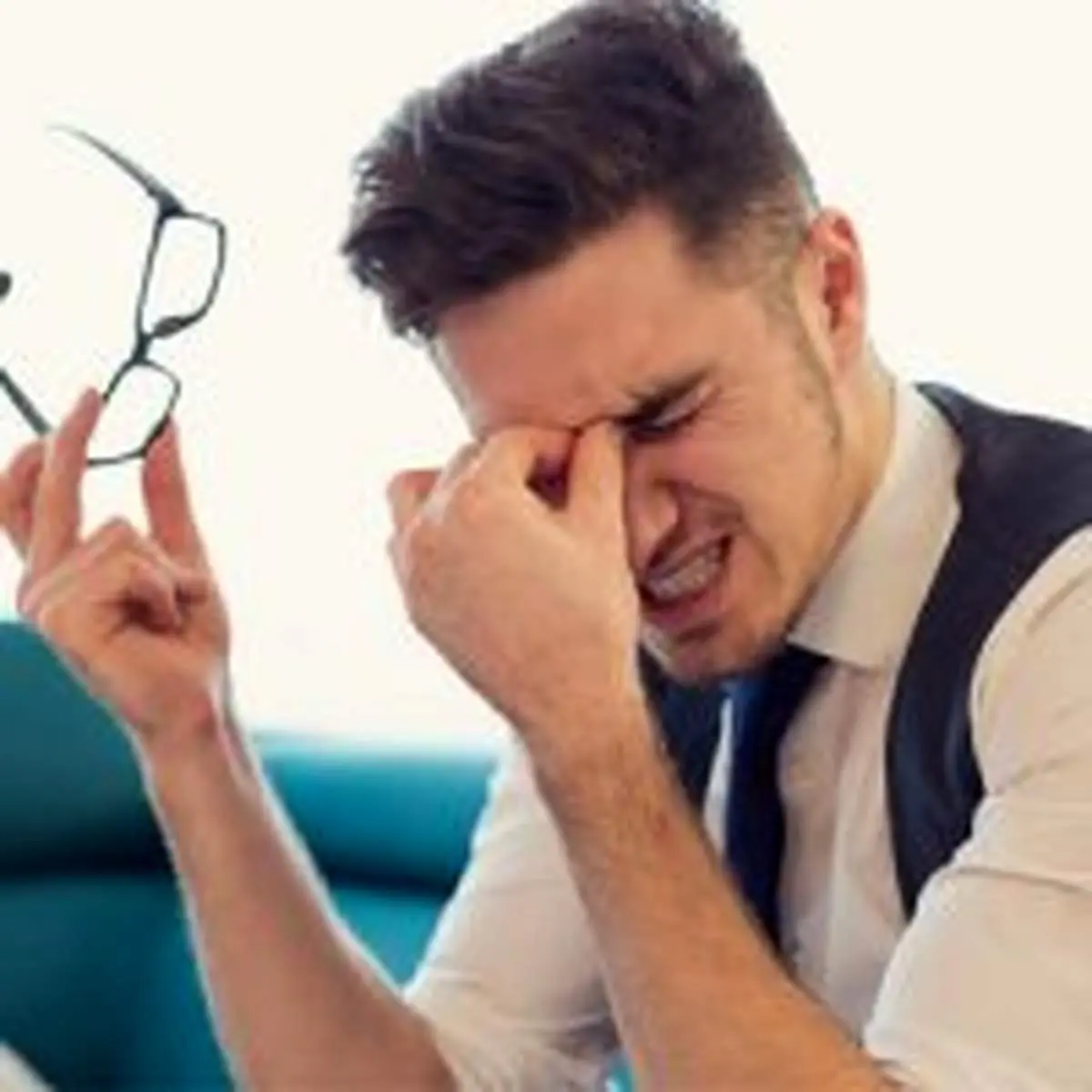 ۹ مشکل چشمی که نباید نادیده بگیرید
