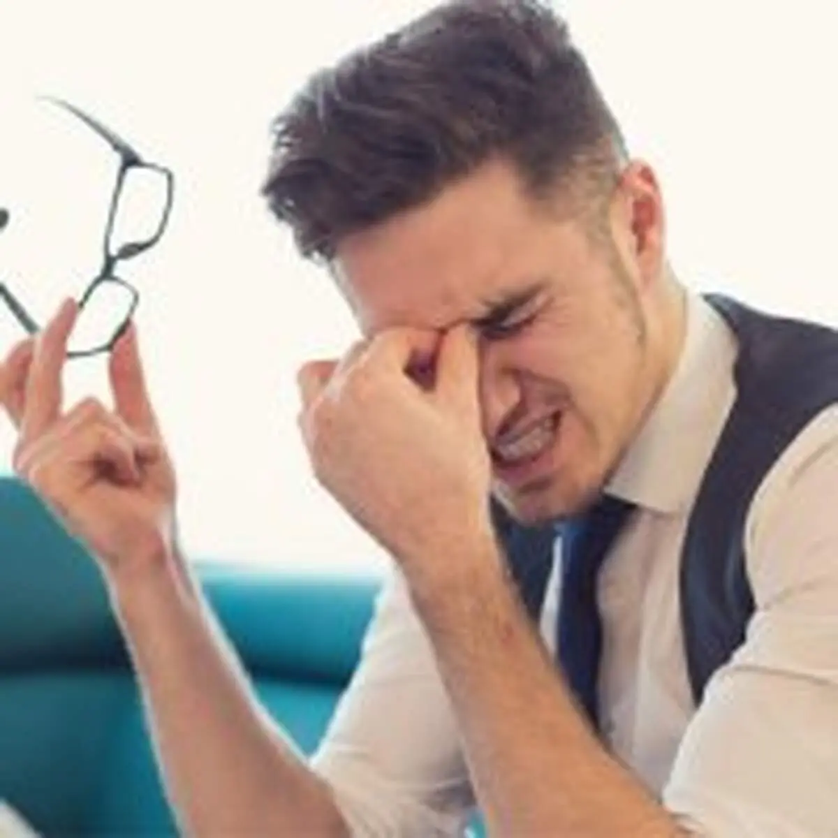 ۹ مشکل چشمی که نباید نادیده بگیرید