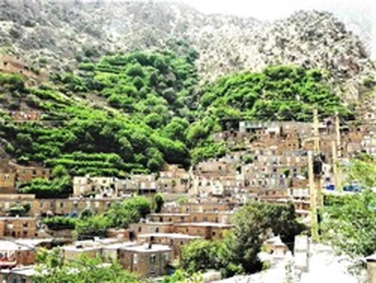 وزیرمیراث‌فرهنگی ثبت‌ملی بافت ۶ روستا را به استاندار کرمانشاه ابلاغ‌کرد