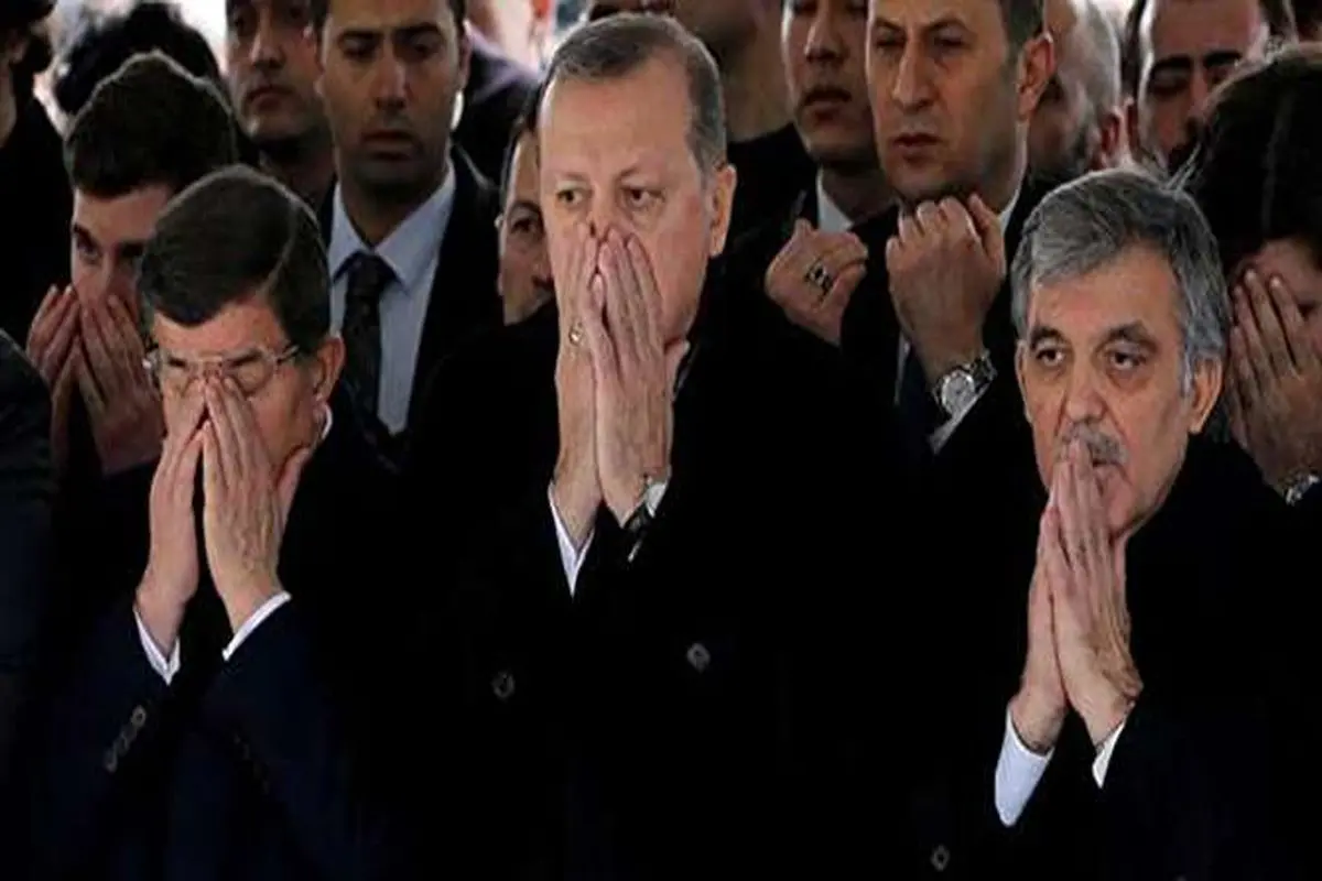 حزب حاکم ترکیه در حال فروپاشی است
