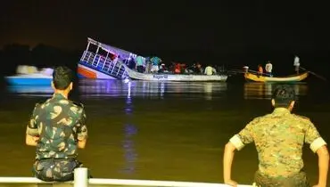 لحظه غرق شدن هجده نفر در یک مراسم دینی در هند